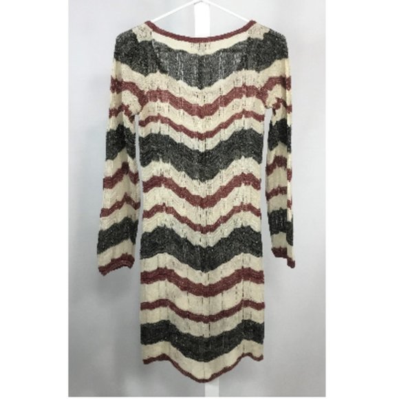 XOXO Zigzag Tunic (like new) - Picture 3 of 3